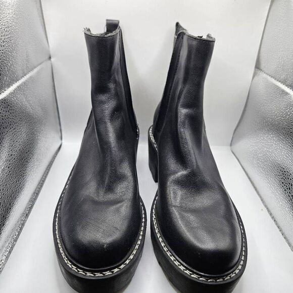 Calvin Klein Amina womens Ankle Boot Size 8M Line New Conditions - Picture 2 of 10